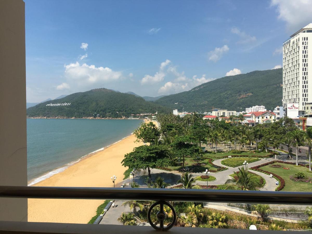 Khach San Binh Duong 호텔 퀴논 외부 사진
